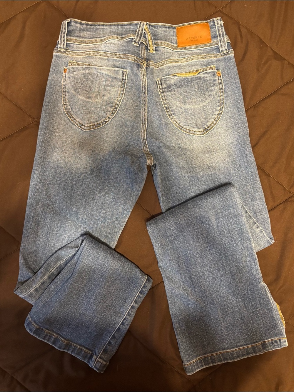 Artemis Design Co. Women's Boot Cut Jeans in Light Blue Wash - Picture 2 of 5